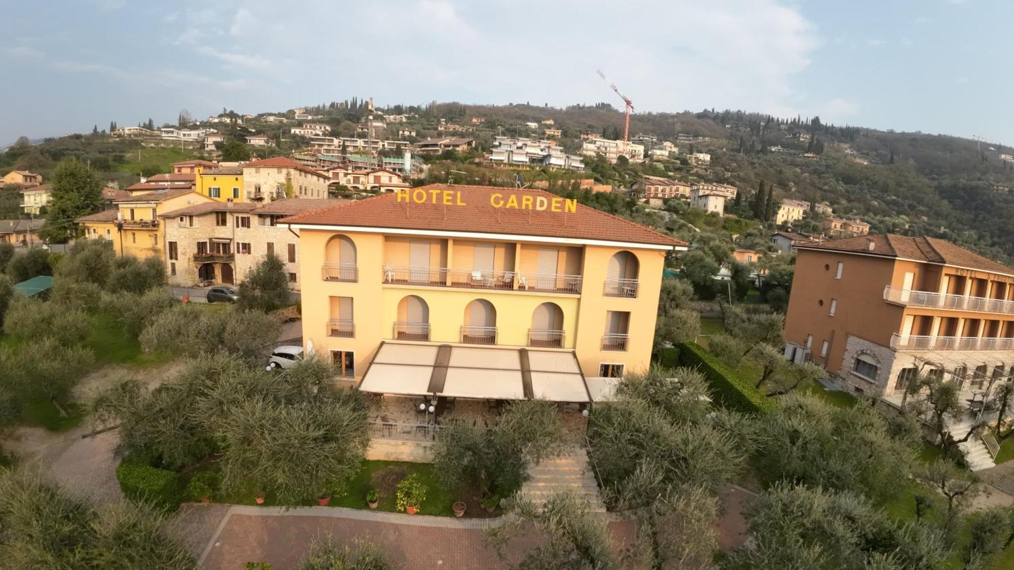 Hotel Garden 2*
