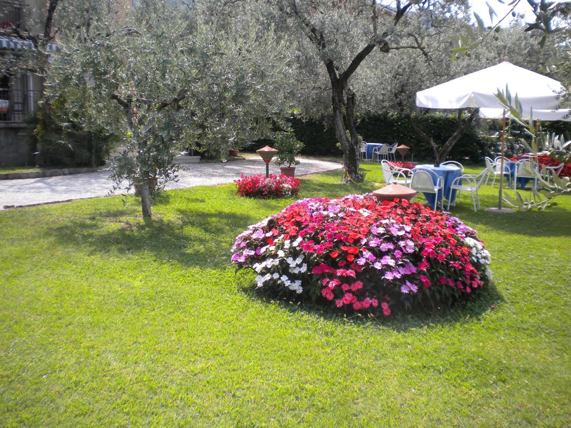 Hotel Garden Torri Del Benaco